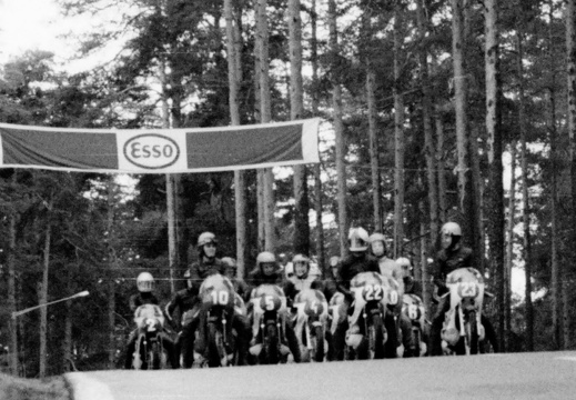 Start of the 250cc Pyynikki TT race