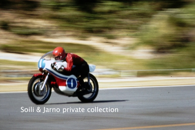 72JAP000_47 1972 Yamaha 500cc for 1973 test like 350cc - pict0013.jpg