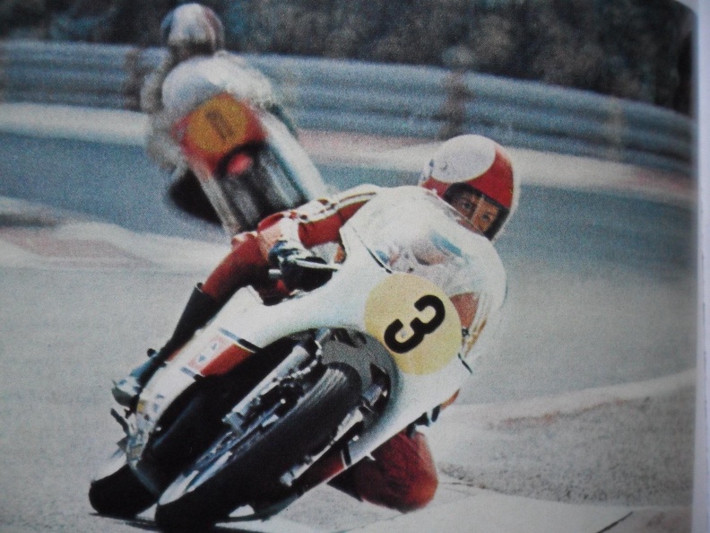 73FRA500_44 Jarno ahead of the great Philip W Read.jpg