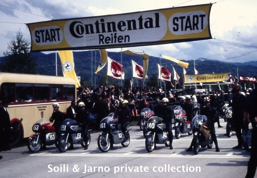 Start of the 125cc race in Salzburg